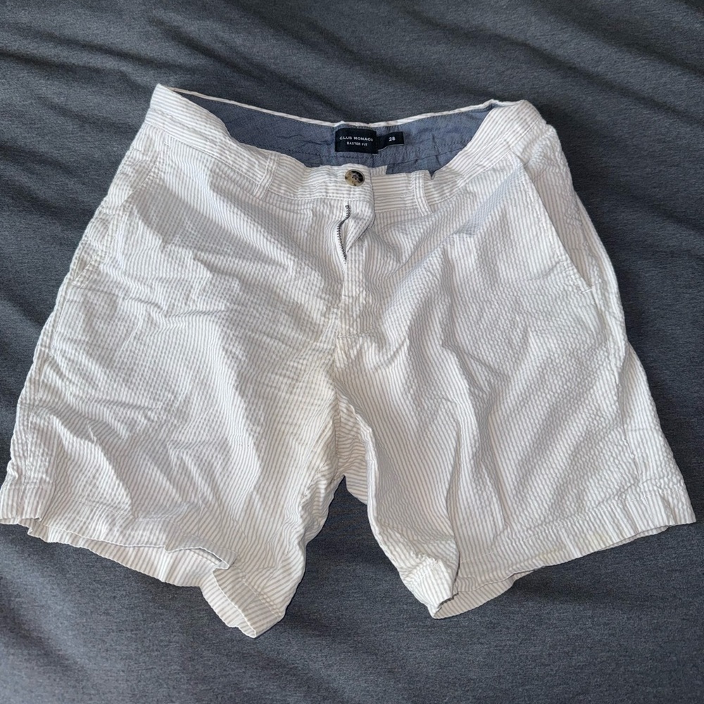 Club Monaco Baxter Searsucker Shorts 5”
